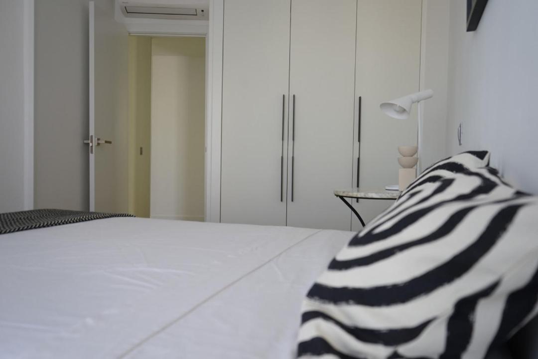 Apartament Diaphanous And Modern- 2bd 2bth- Plaza Espana *